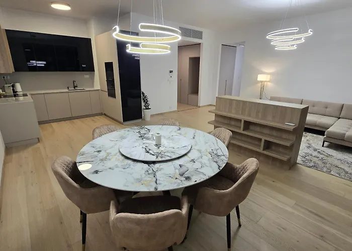 3 Rooms, Loggia, Parking, Wifi Lägenhet *