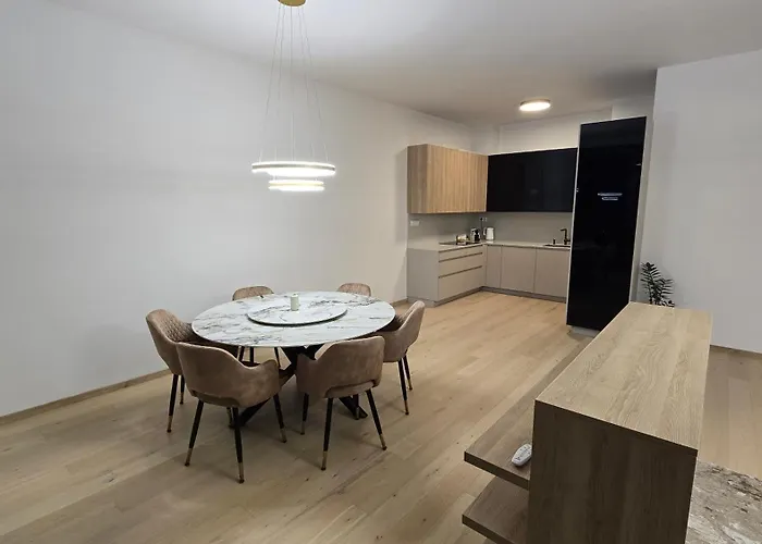 3 Rooms, Loggia, Parking, Wifi Appartement Bratislava