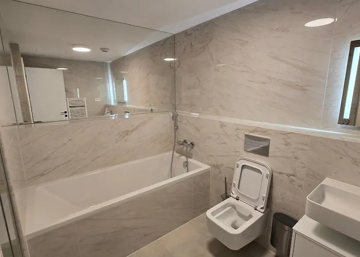 Appartement 3 Rooms, Loggia, Parking, Wifi