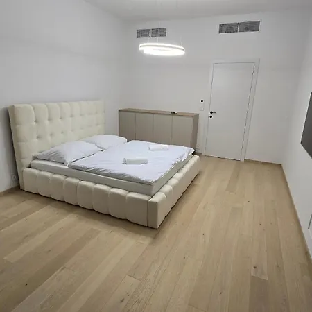 3 Rooms, Loggia, Parking, Wifi